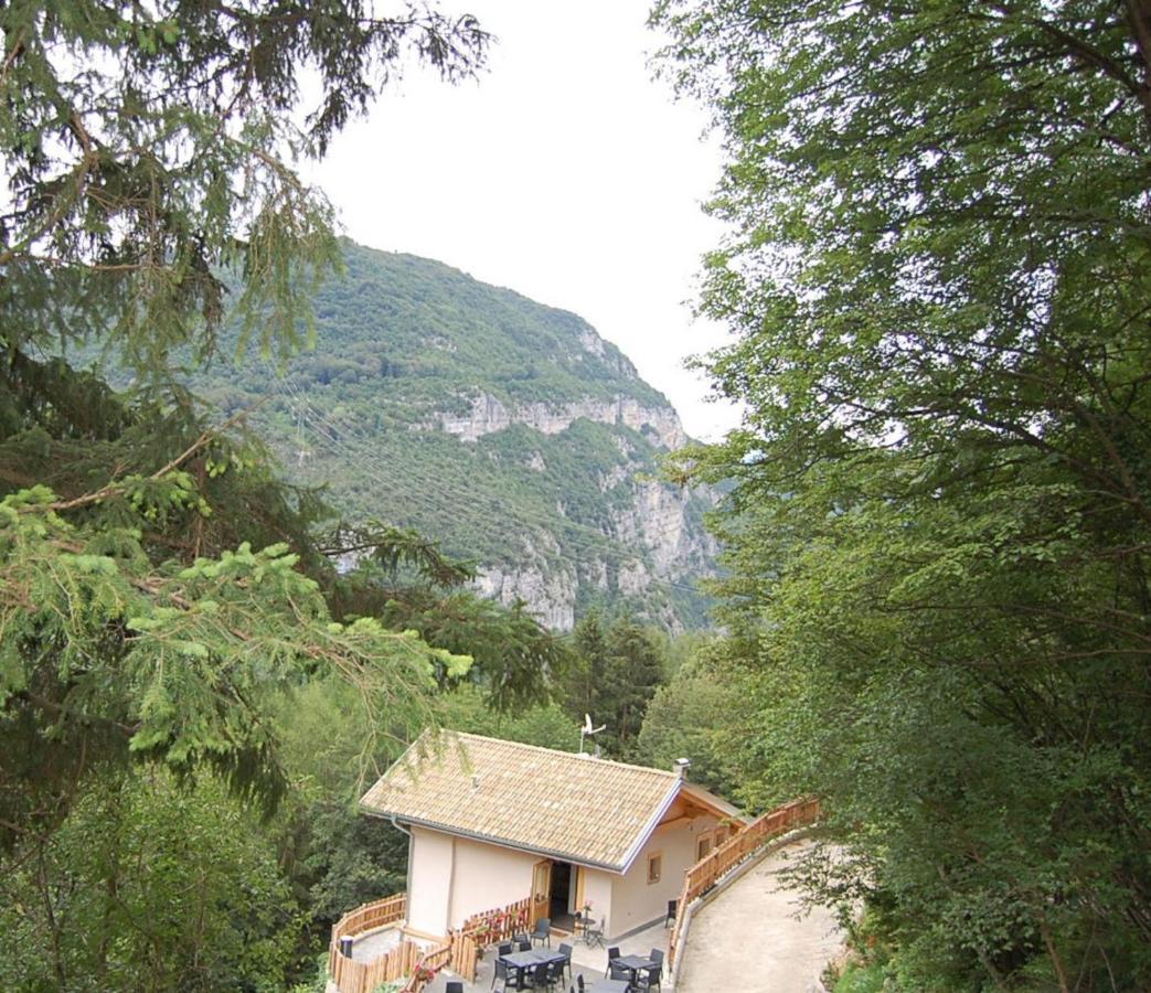 Chalet Torcel Affittacamere San Lorenzo Dorsino Exterior photo